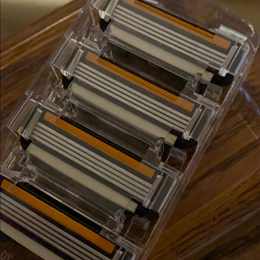 Dollar Shave Club blade refills